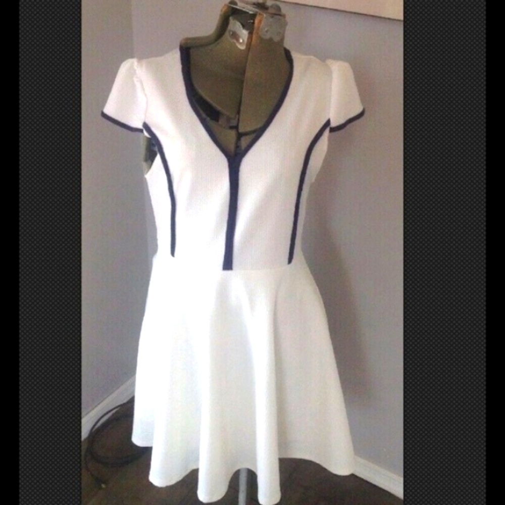 ANTHROPOLOGIE FINN&CLOVER  FIT /FLARE DRESS M